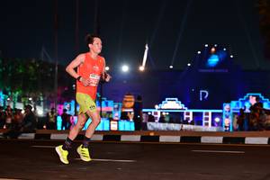 BIB: 262
                            <button type="button" onclick="openModal(15057016)" class="btn btn-primary btn-sm float-right btn-popup" data-toggle="modal" data-target=".modal-high-quality">
                        <i class="fas fa-shopping-cart"></i> Add to Cart
                    </button>
                                            <button type="button" onclick="isThisMe(15057016, true)" class="btn btn-success btn-sm float-right btn-popup btn-isme hidden" data-toggle="tooltip" data-placement="bottom" title="นี่คือรูปของคุณใช่ไหม คลิกที่นี่เพื่อเอาเข้าอัลบั้ม">
                        <i class="fas fa-plus"></i> Add to album
                    </button>
                    <button type="button" onclick="isThisMe(15057016, false)" class="btn btn-warning btn-sm float-right btn-popup btn-isnotme hidden">
                        <i class="fas fa-ban"></i> Remove from album
                    </button>